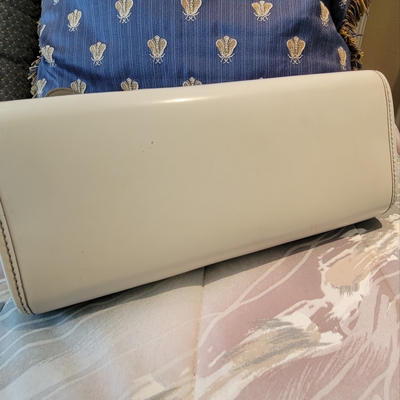 Louis Vuitton Ivory Epi Madeline Leather Handbag PM - Picture 5 of 12